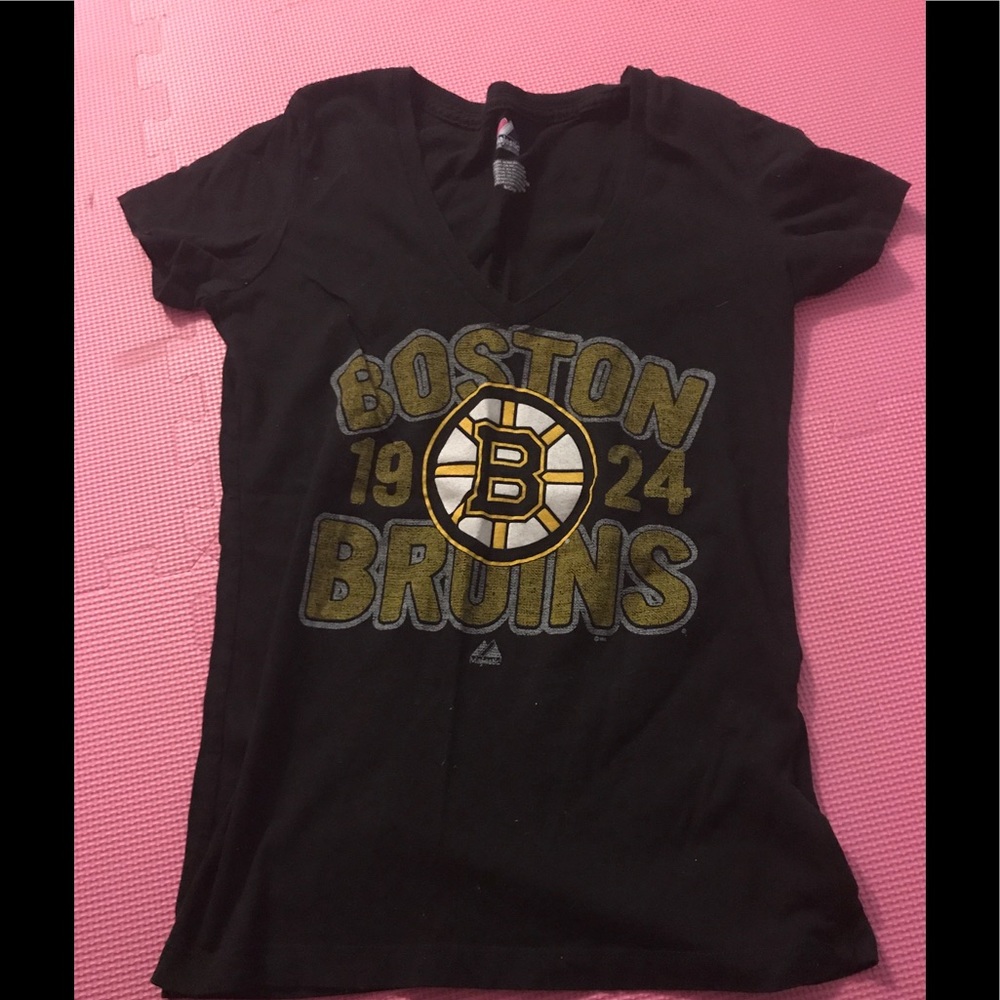 Boston Bruins shirt